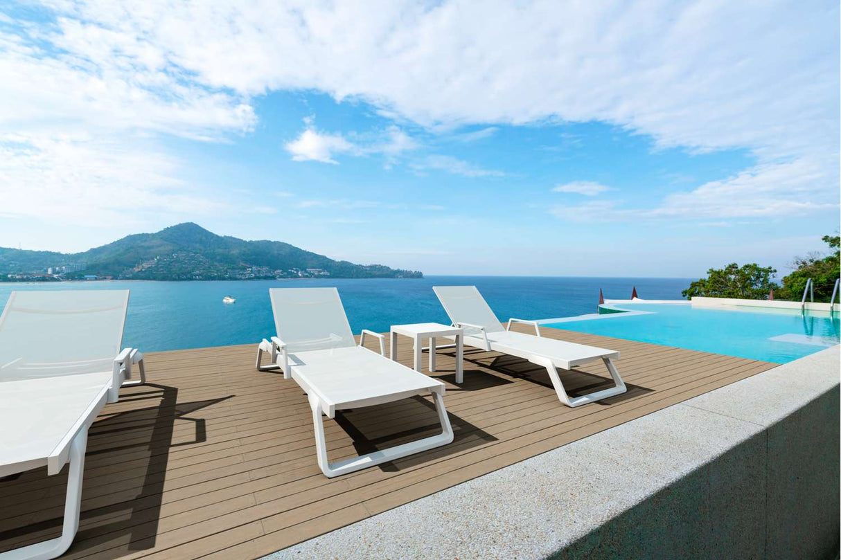 FL Tropic Hospitality Stackable Sunlounger