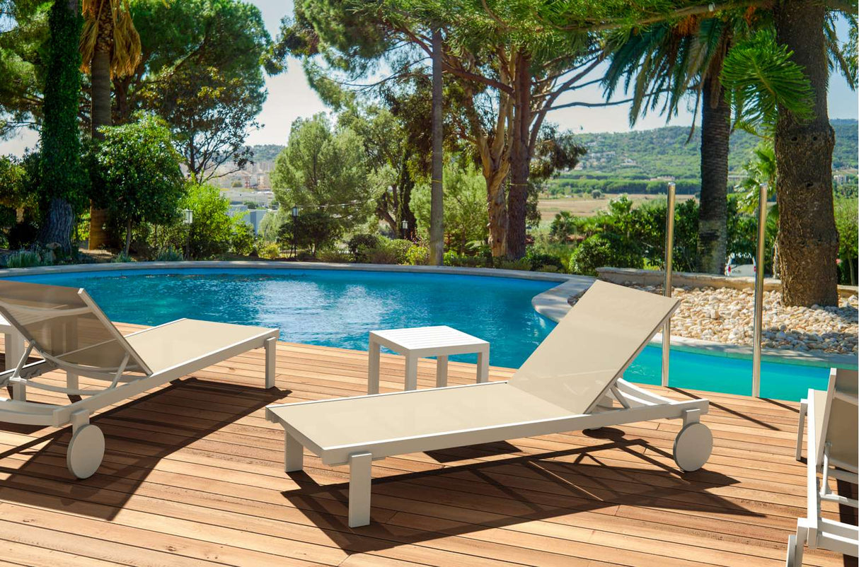 FL Casablanca Hospitality Stackable Sunlounger