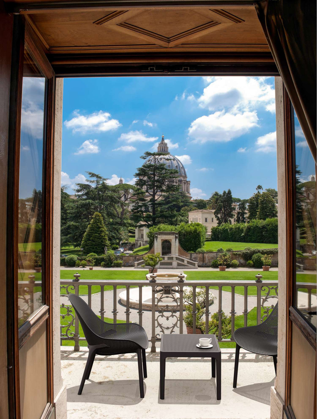 FL Sky Hospitality Outdoor Lounge Chair