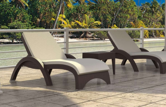 FL Fiji 2 Piece Sunlounger with Cushion & 1 Tequila Side Table Package