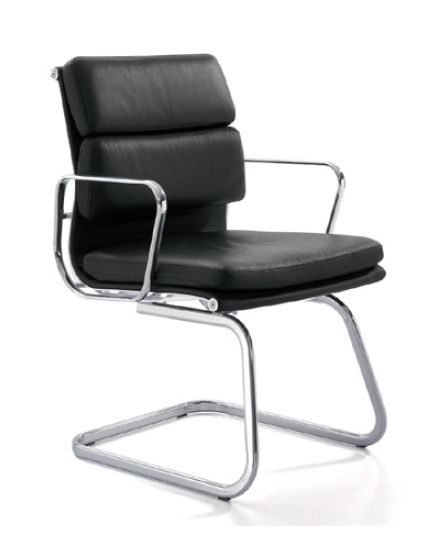 GP Manta Leather Visitor Chair