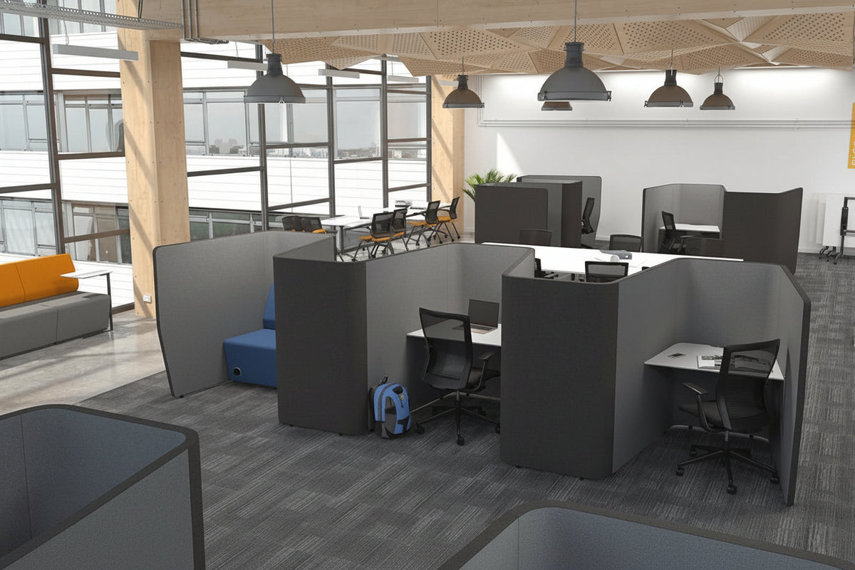 OL Motion Zip 2 User Desk Based Space