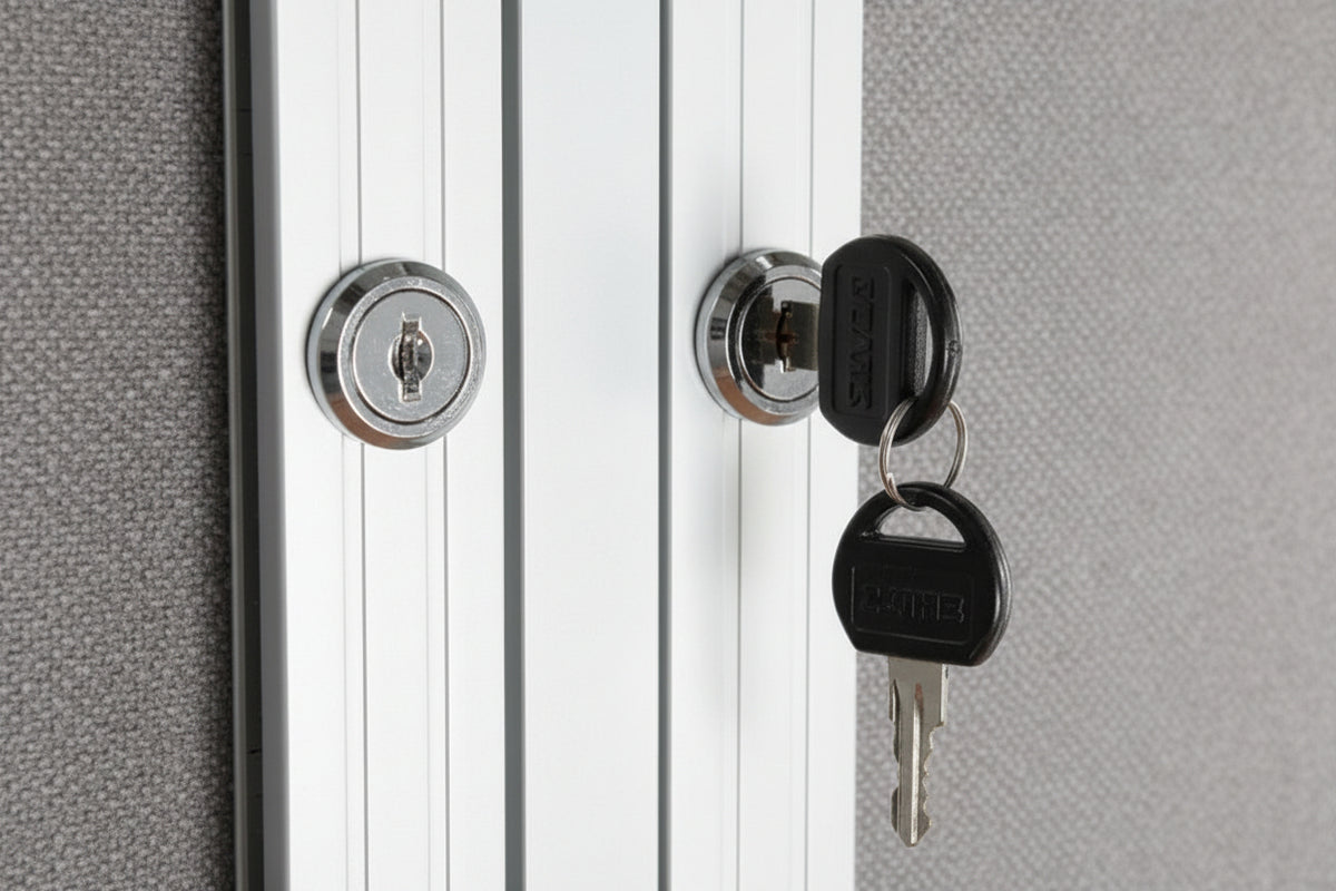 VC Be Noticed Hinged Door Notice Cases