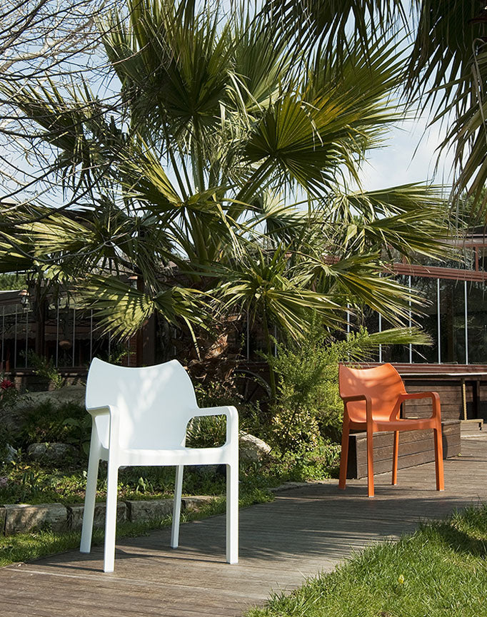 FL Diva Hospitality Stackable Outdoor Chair