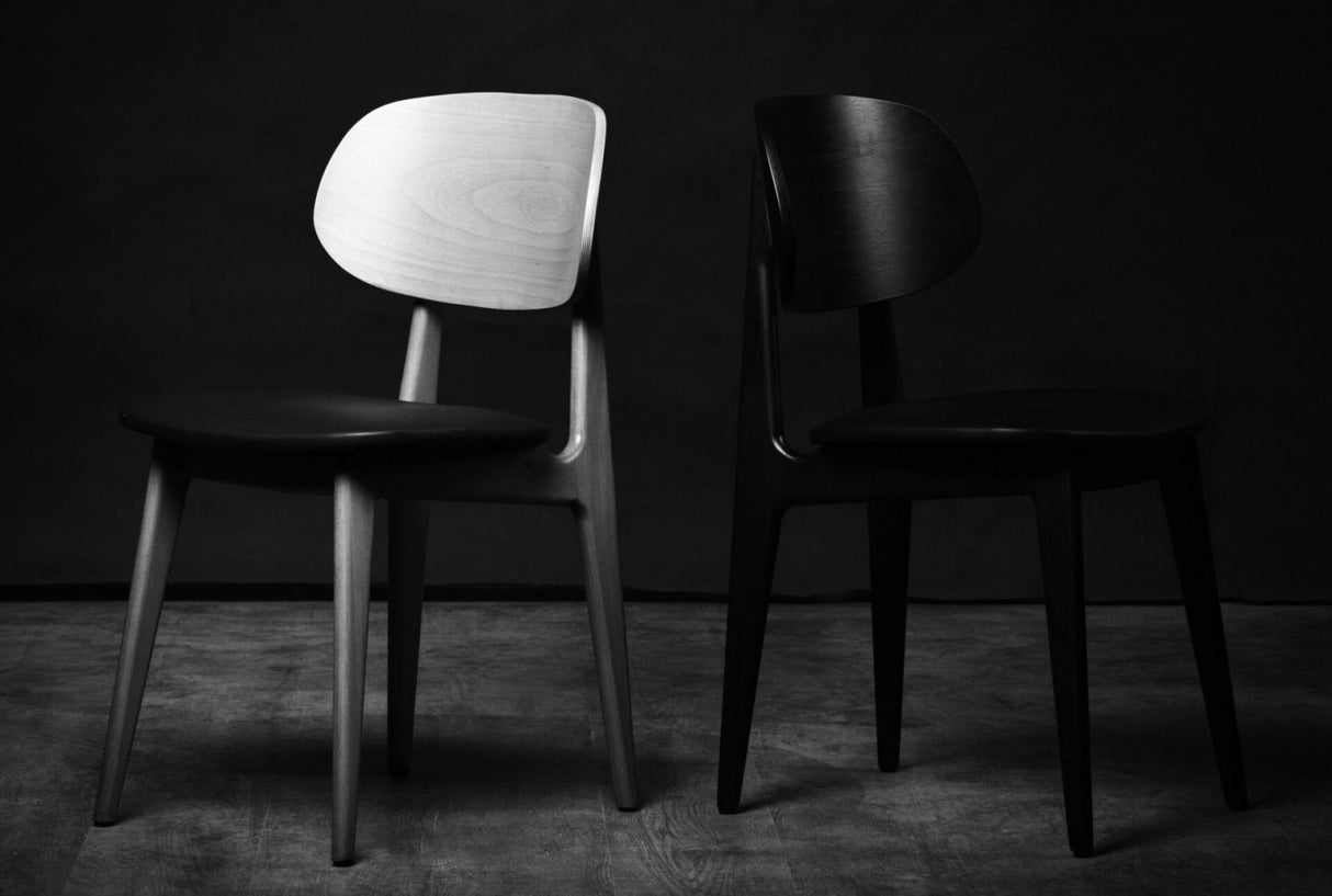 FL Ban Vinyl Seat Timber Legs Hospitality Dining Chair