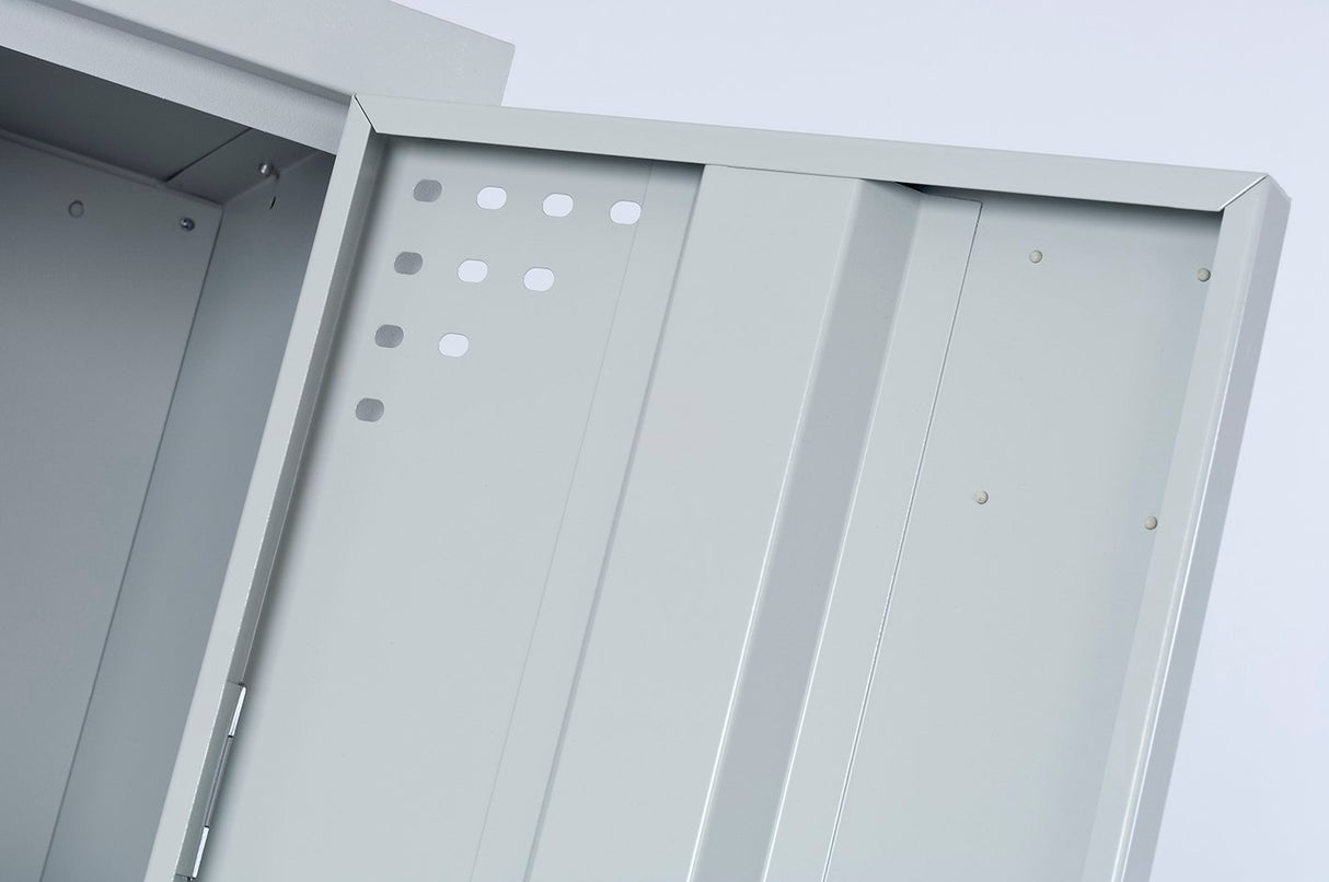 RL GO 4 Door Metal Locker