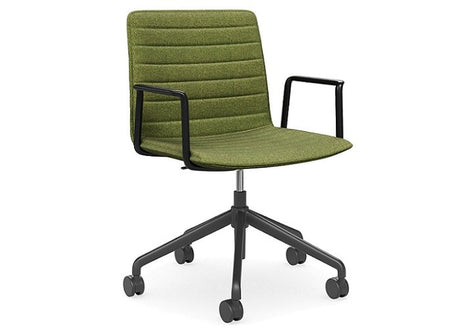 DD Nikola Meeting Chair with Black Arm Rest